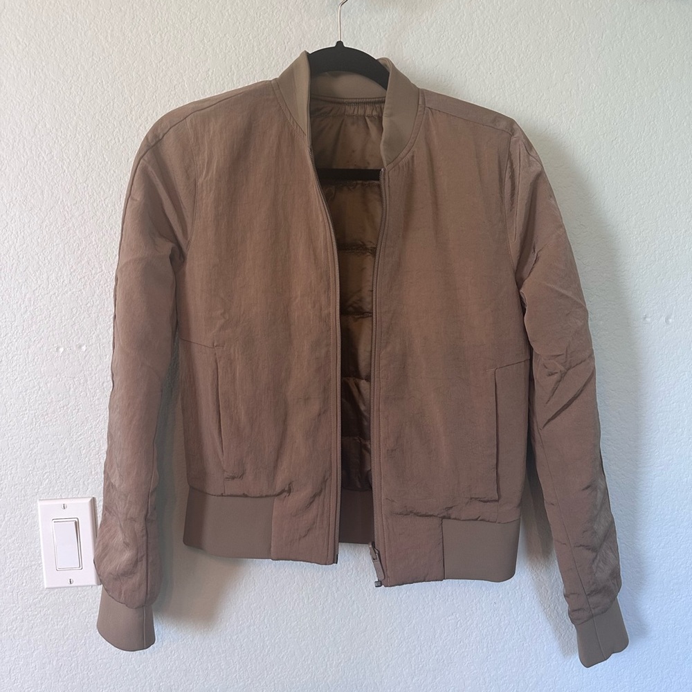 lululemon bomber jacket sz 4